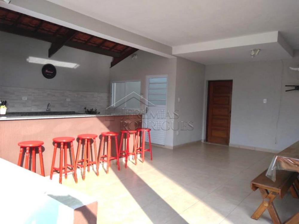 Casa com 3 dormitórios à venda no Bairro Campos Elíseos em Taubaté/SP
