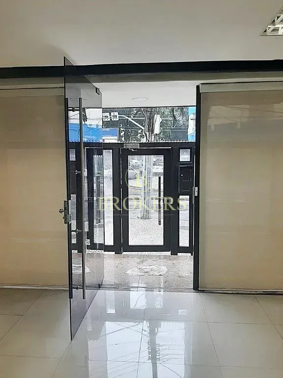 Edifício corporativo independente em localização estratégica de Laranjeiras
