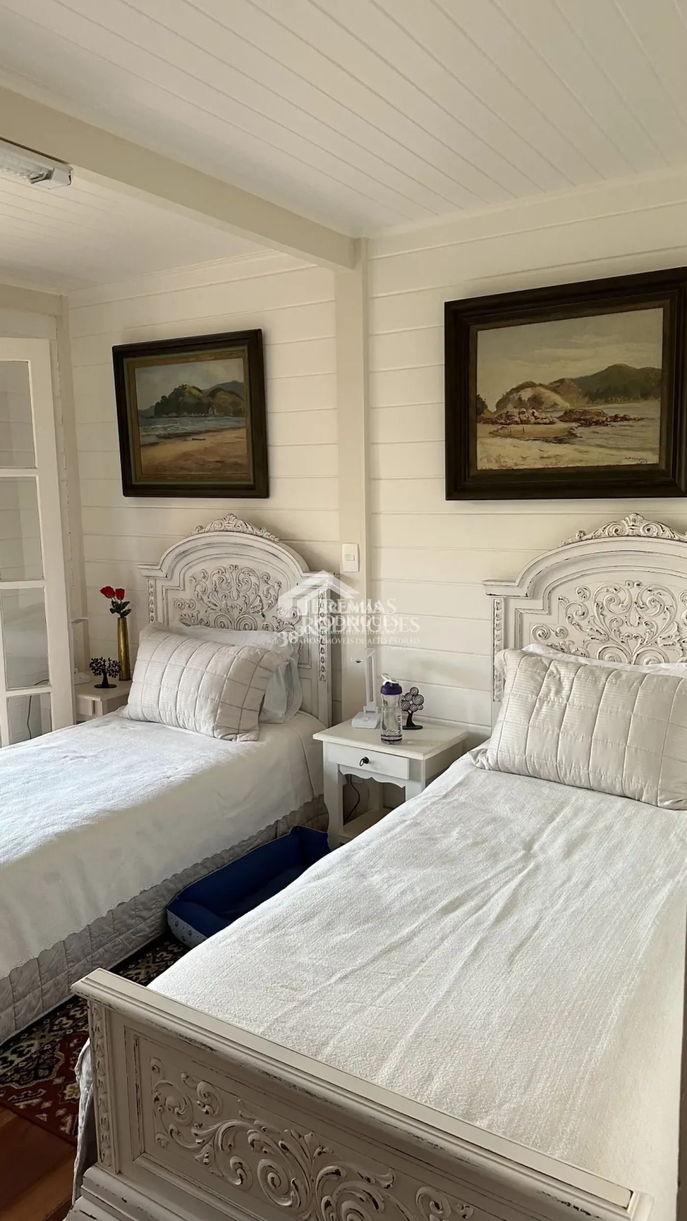 Casa à venda com 5 suítes no bairro Nova Capivari em Campos do Jordão/SP