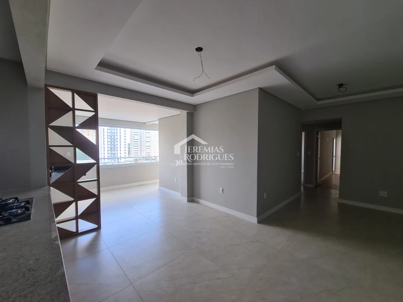 Apartamento com 3 suítes, 130 m² - Edifício Jardins Residence - Taubaté/SP.