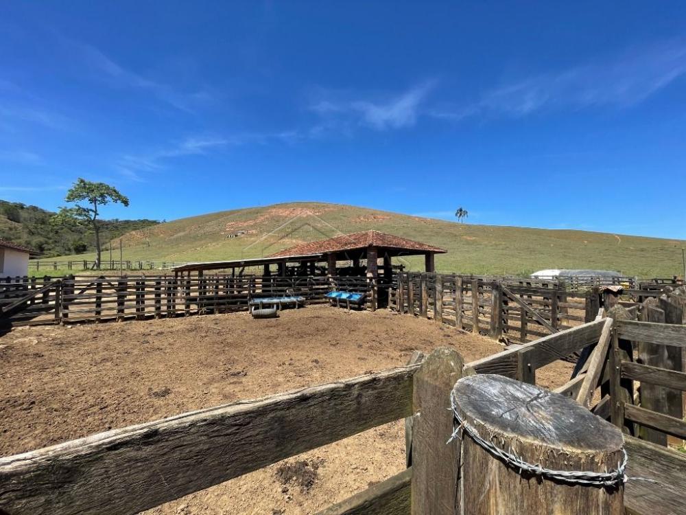 Fazenda com 2 quartos, 2.553.500 m², à venda por R$ 5.800.000- Lorena - Lorena/SP