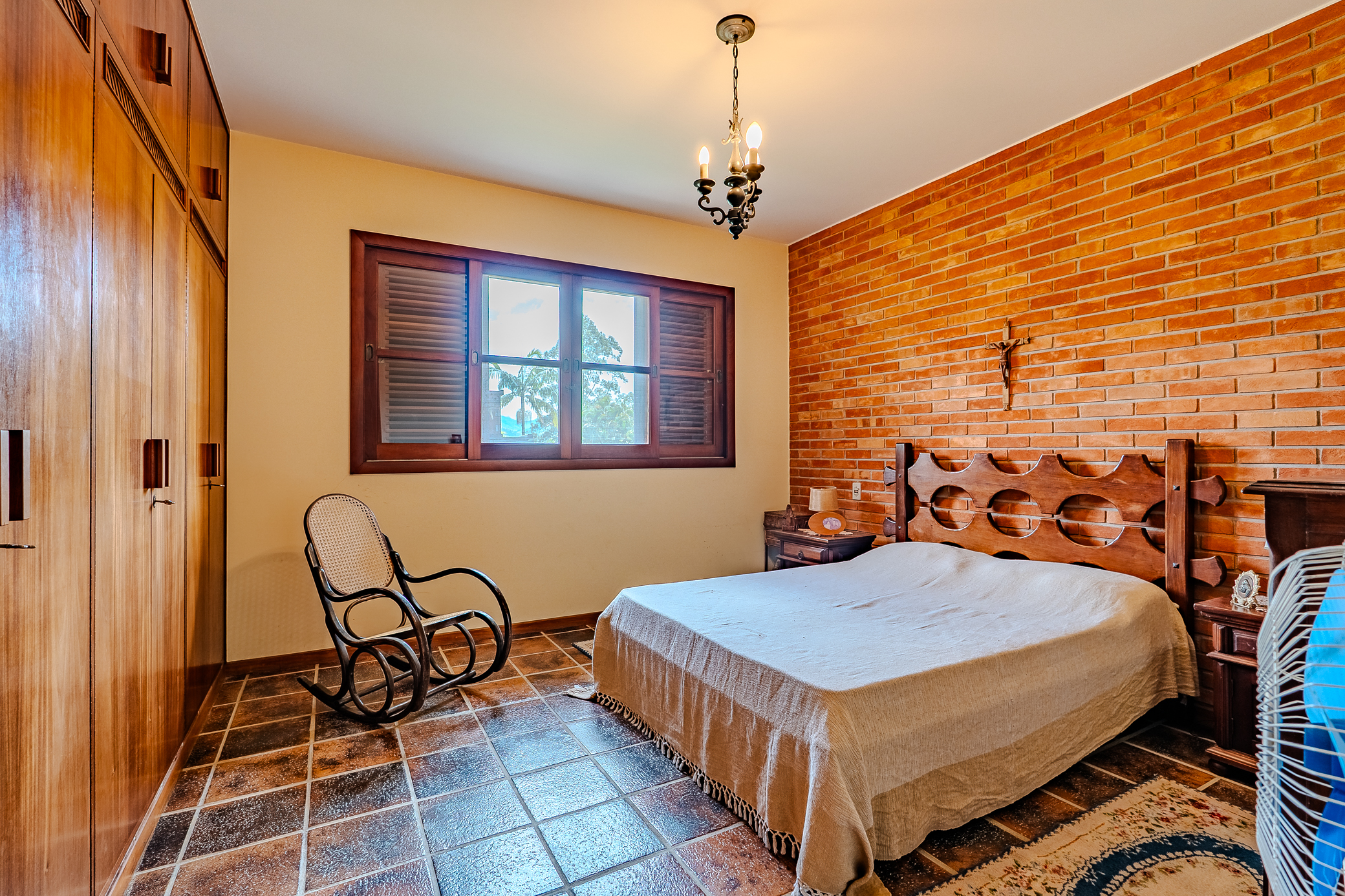 Fazenda à venda com 89,87 ha no bairro Piracuama em Pindamonhangaba/SP. 