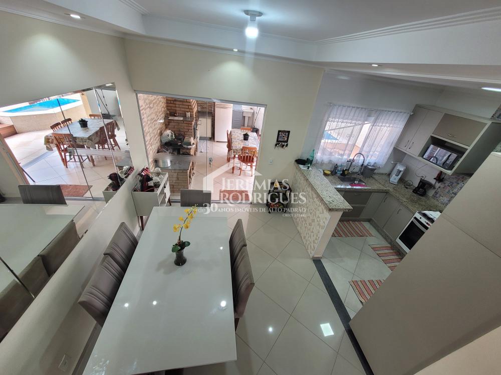 Casa com 3 dormitórios, 174 m² - Condomínio Residencial Laguna - Pindamonhangaba/SP