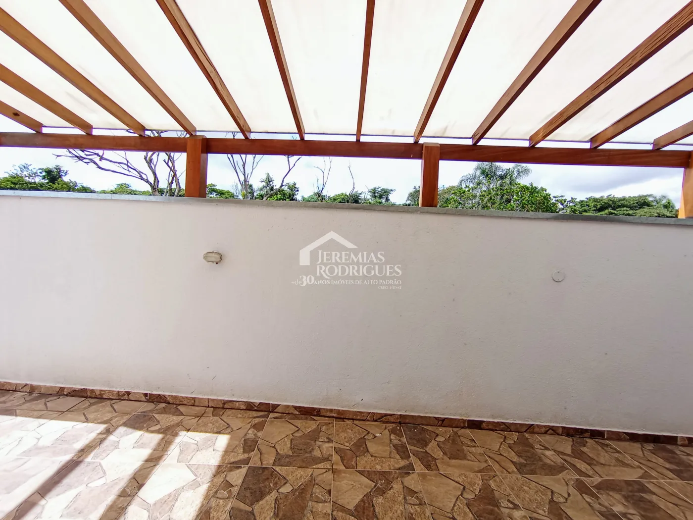 Casa para venda com 2 dormitórios no Residencial Charles Schineider em Taubaté/SP