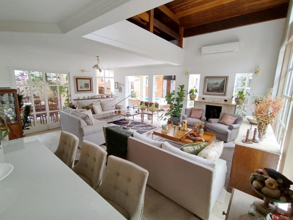 Casa à venda por R$ 1.700.000,00 - Taubaté/SP