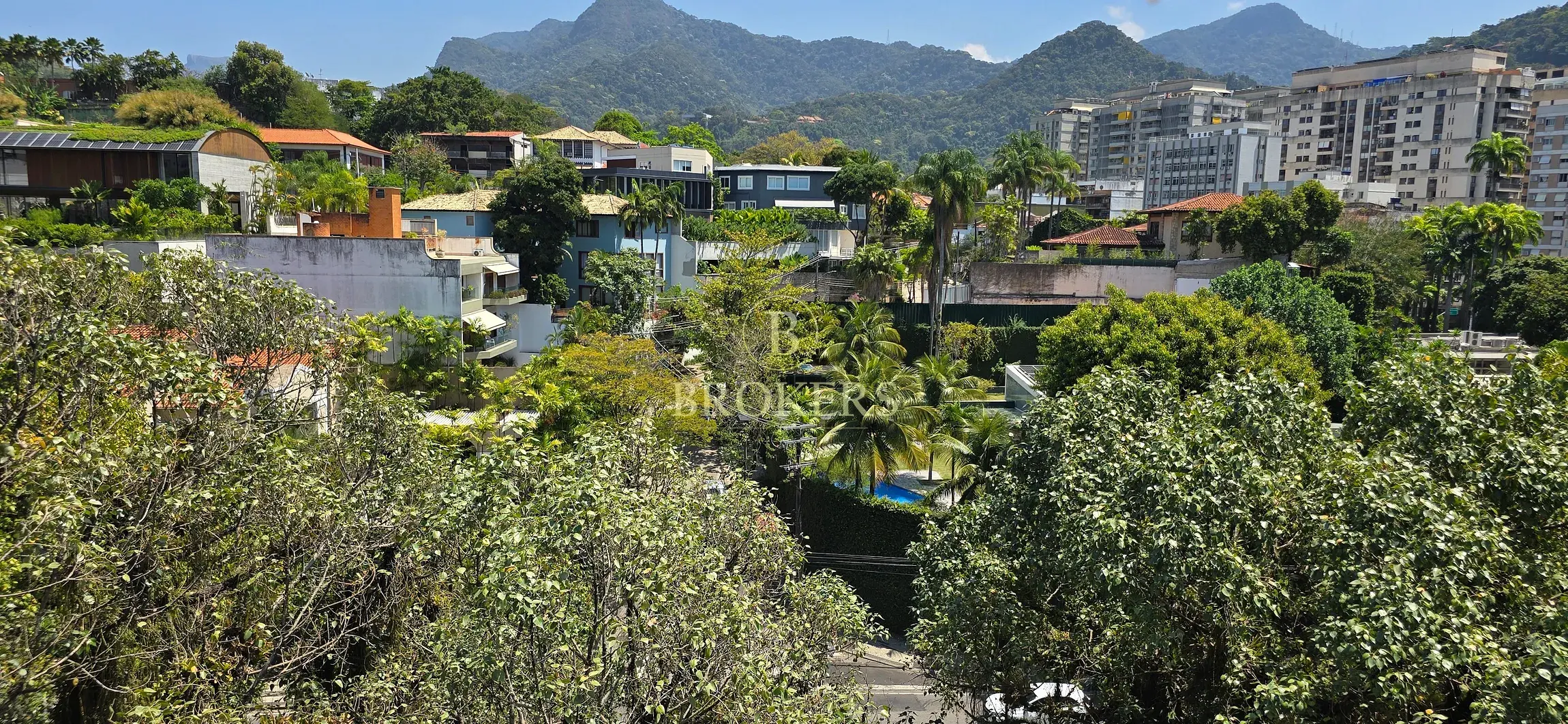 Cobertura linear, modernizada à venda no Leblon, São 460m², 4 suítes, vista indevassável para o Jar — foto 4