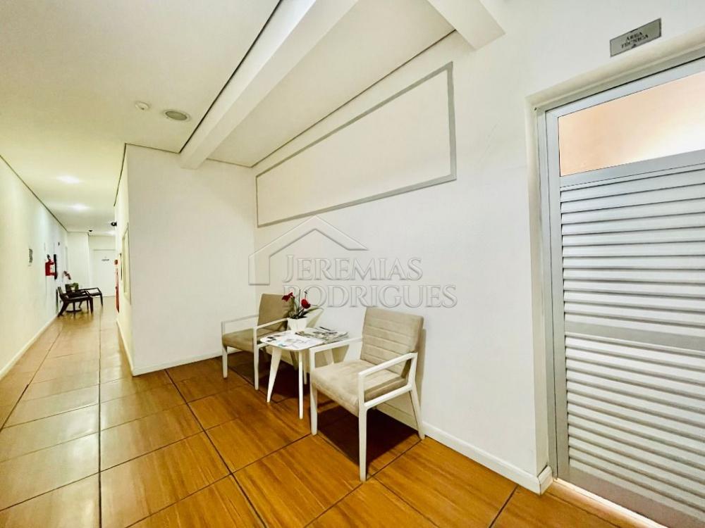 Comercial comercial para locação no Centro em Taubaté/SP.