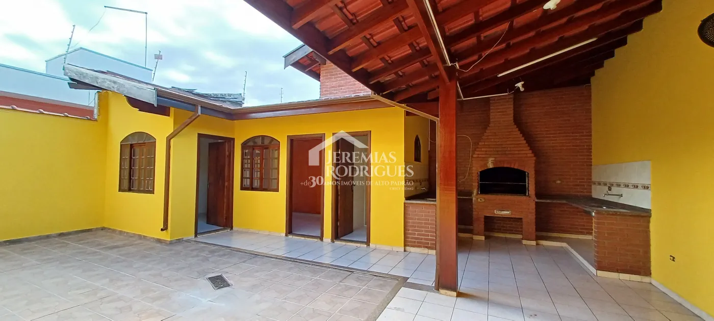 Casa com 4 dormitórios, 250 m² - Vila Rica - Pindamonhangaba/SP