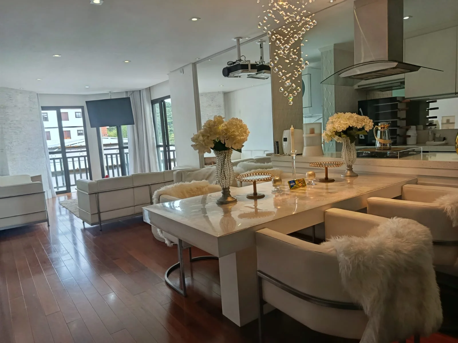 Apartamento à venda com 3 suítes, 128m² no Condomínio Ville de Vie em Campos do Jordão/SP