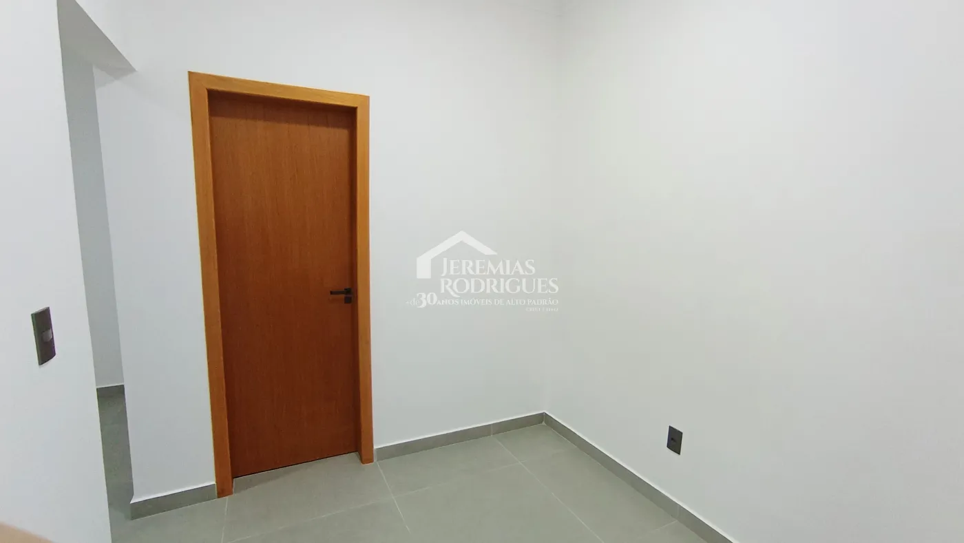 Casa à venda com 3 dormitórios no Condomínio Perolas do Vale em Tremembé/SP.