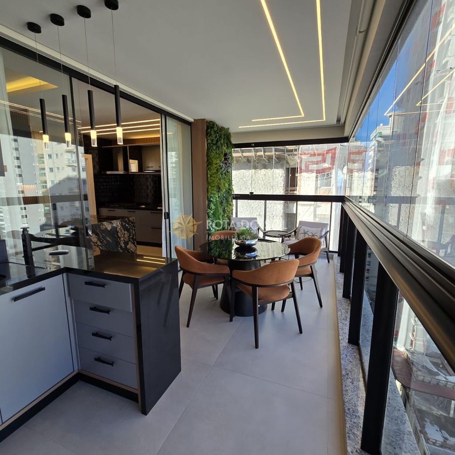 Brooklyn Tower Apartamento Decorado 4 Suítes em Meia Praia Itapema