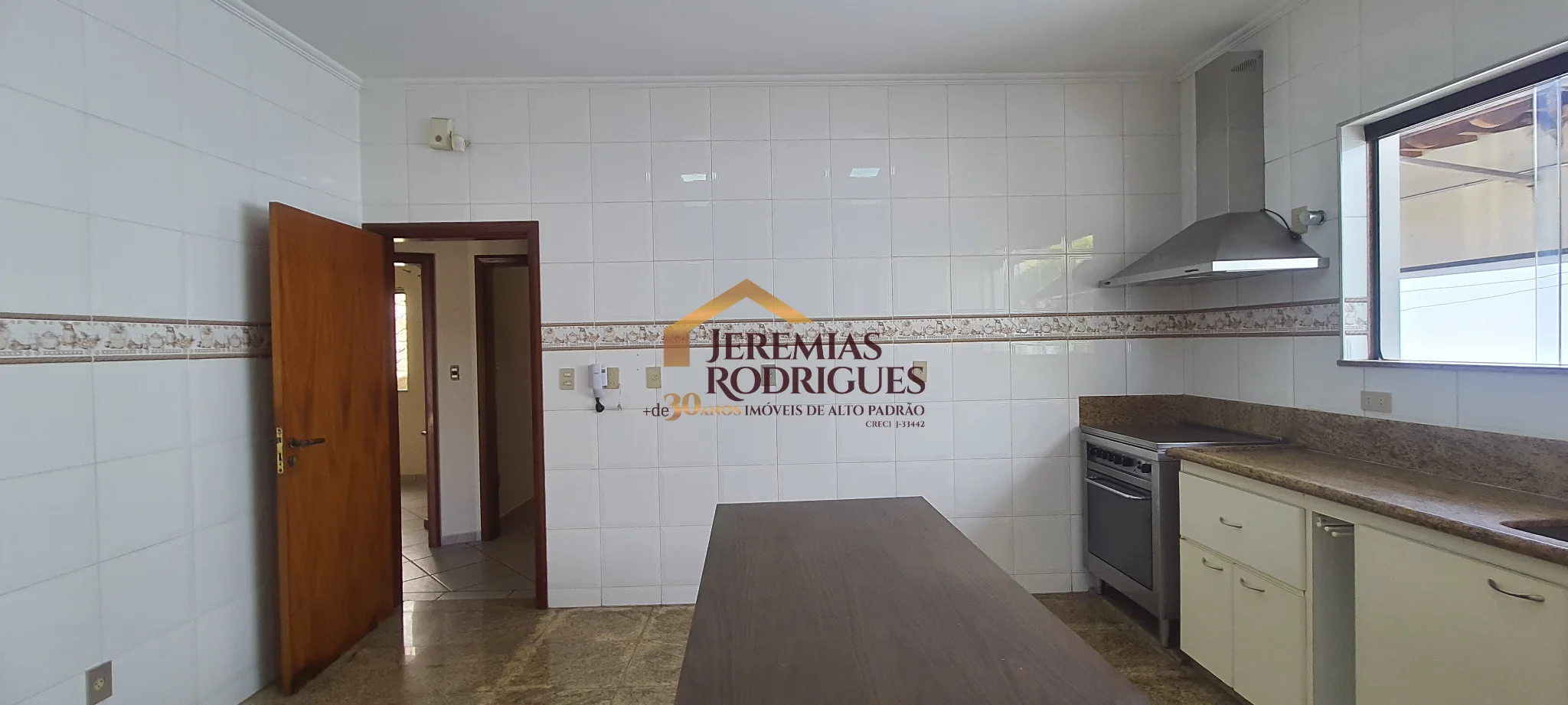 Casa para locação residencial ou comercial e venda  no Bairro Jardim das Nações em Taubaté/SP. — foto 9