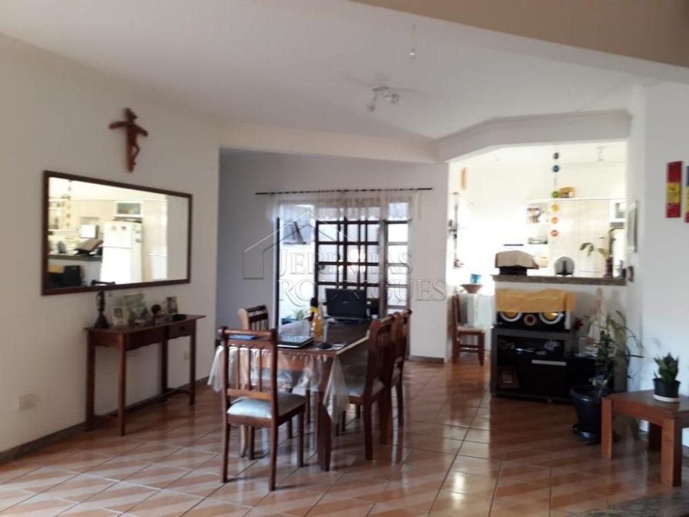 Casa à venda por R$ 680.000,00 - Pindamonhangaba/SP