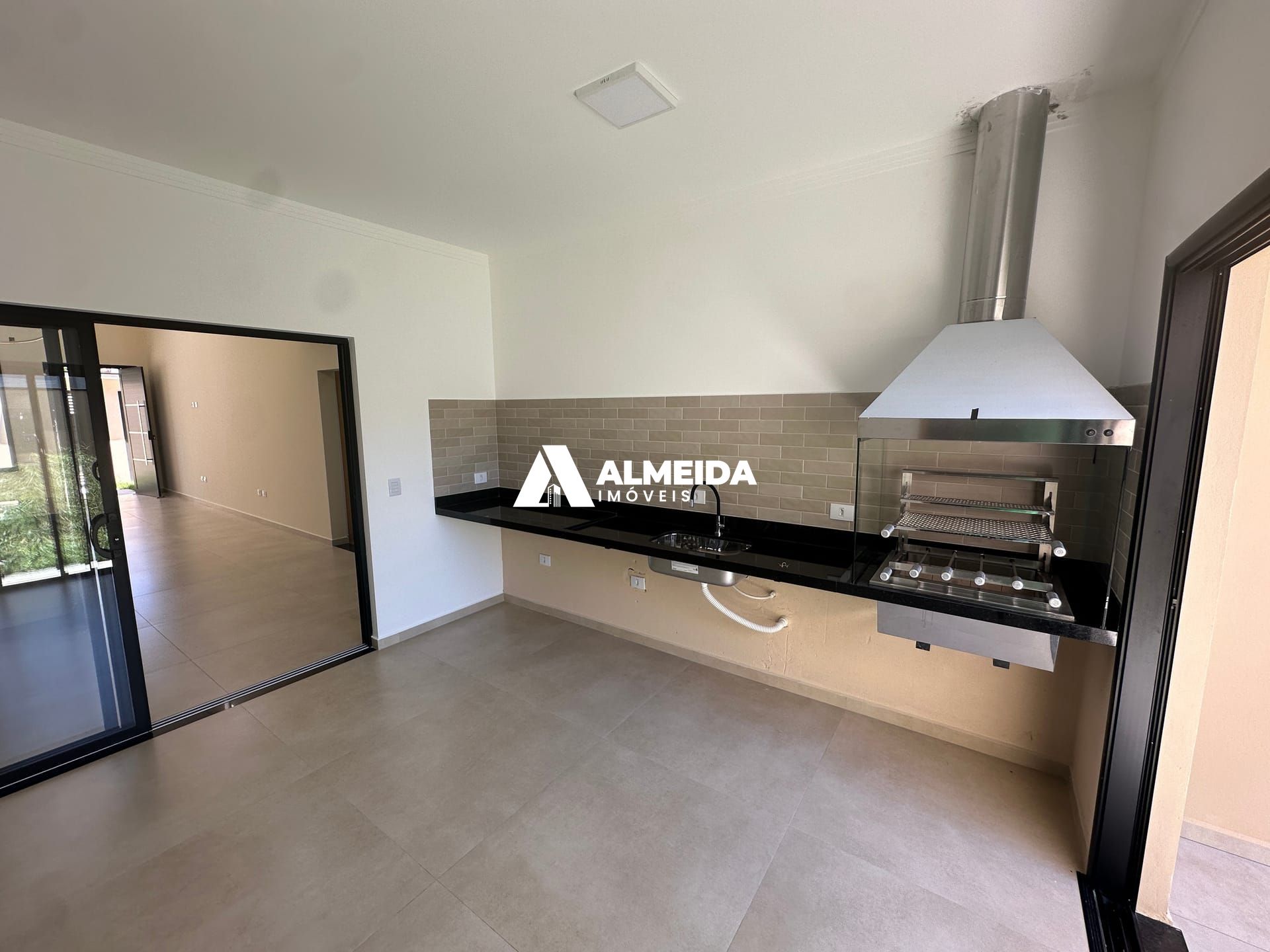 Casa á venda no Portal Ville Azaléia, em Boituva