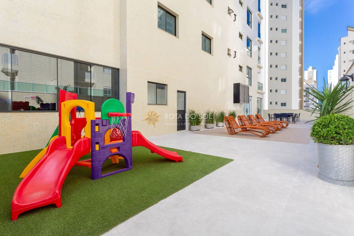 Dom Benedito Apartamento 3 Suítes à Venda Meia Praia Itapema SC