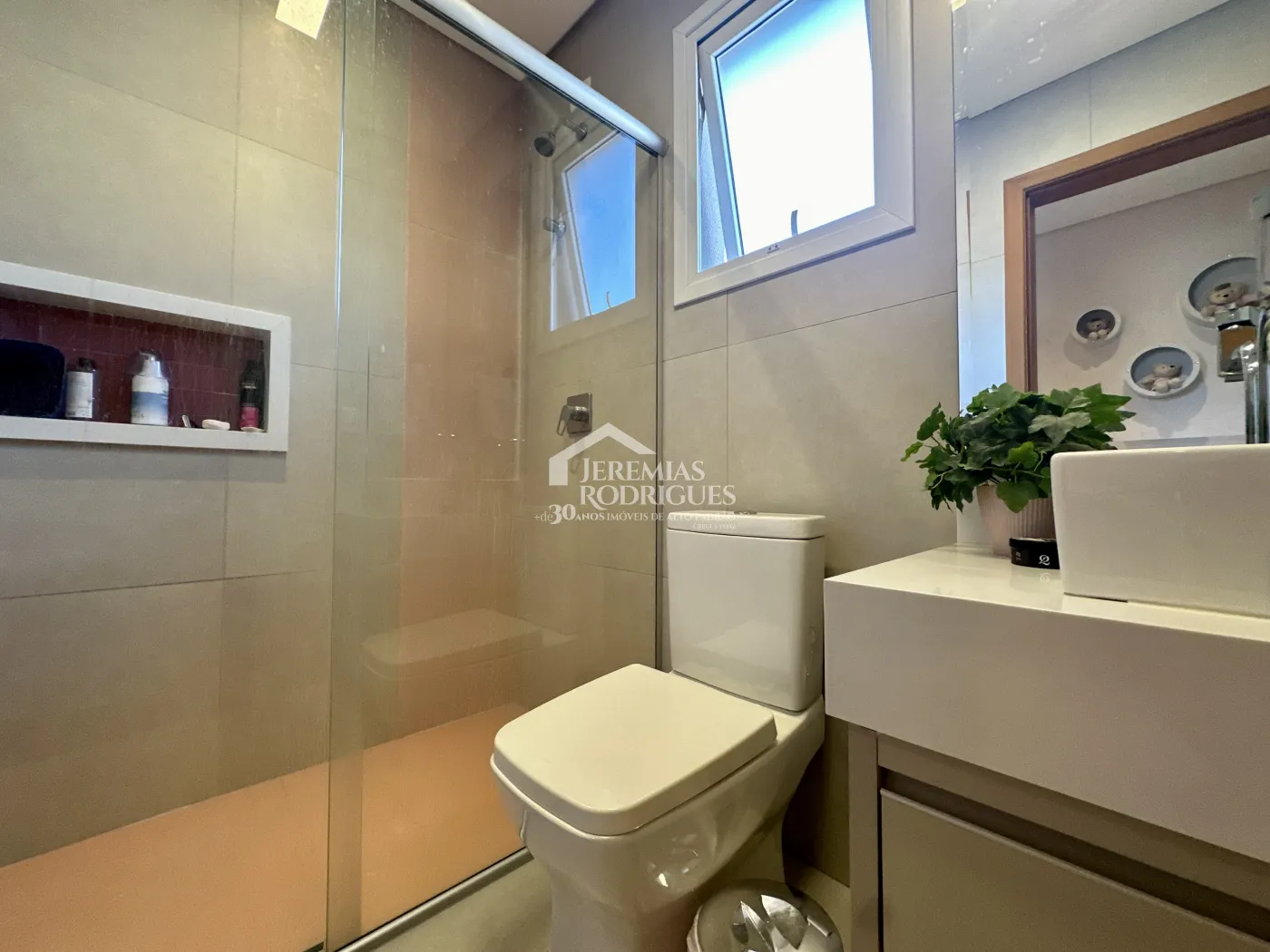 Casa com 3 suítes, 329 m² - Condomínio Ouro Ville - Taubaté/SP.