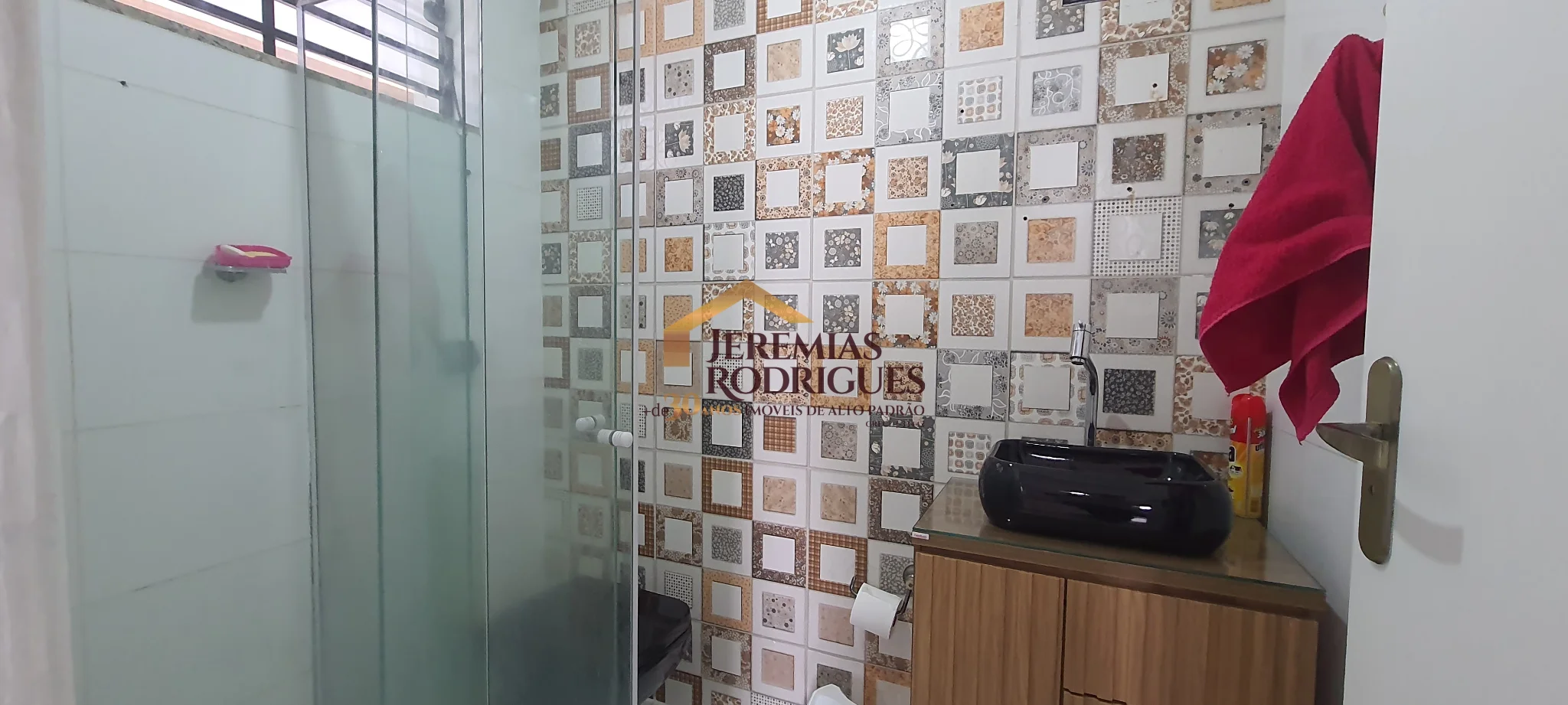 Casa á venda no Bairro Jardim Russi em Taubaté/SP. — foto 15