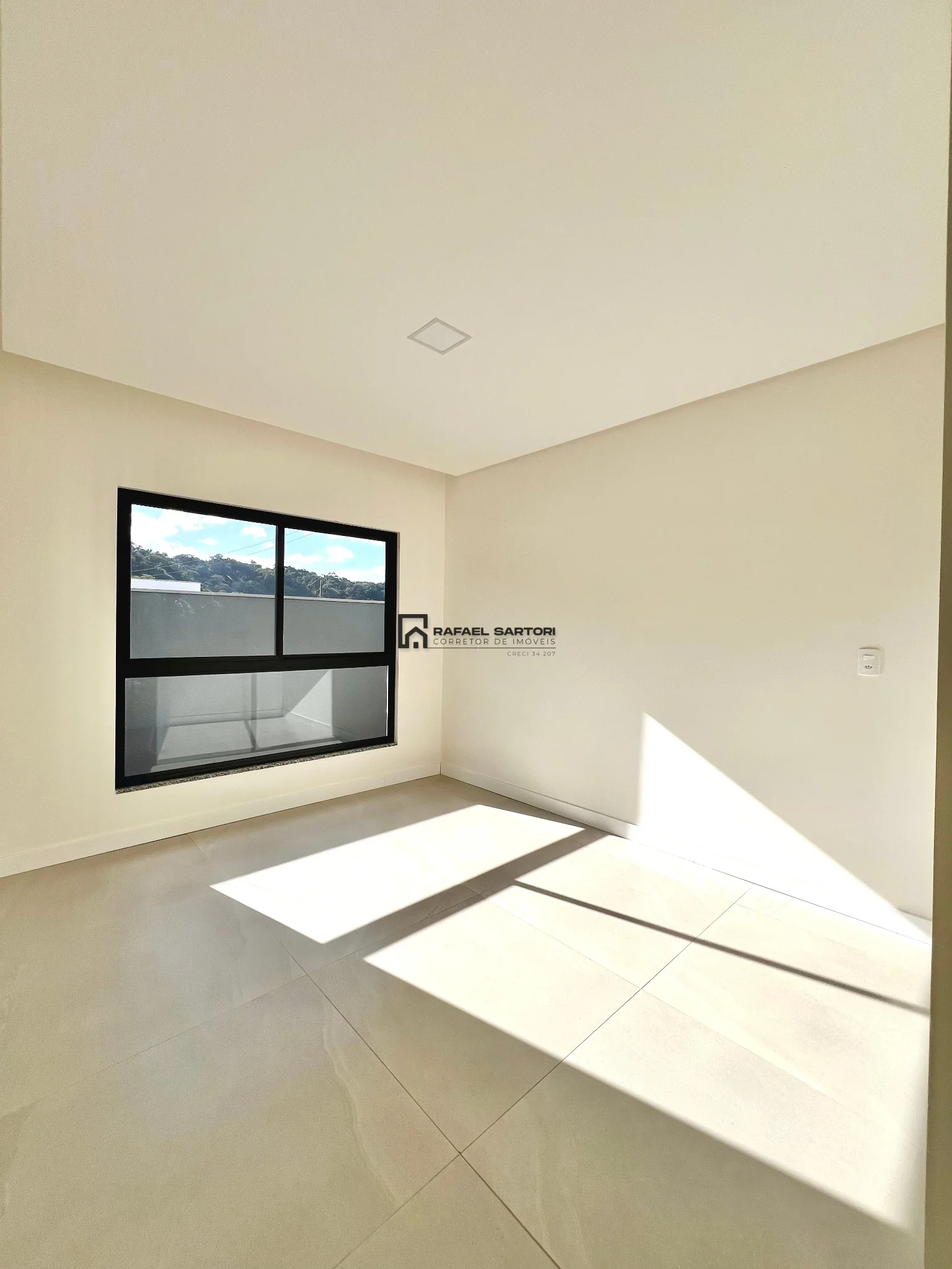 CASA NOVA BAIRRO ESTRADA NOVA