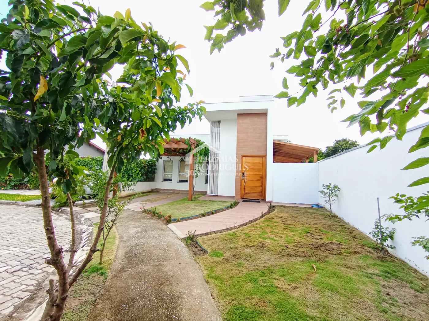 Casa para venda com 2 dormitórios no Residencial Charles Schineider em Taubaté/SP