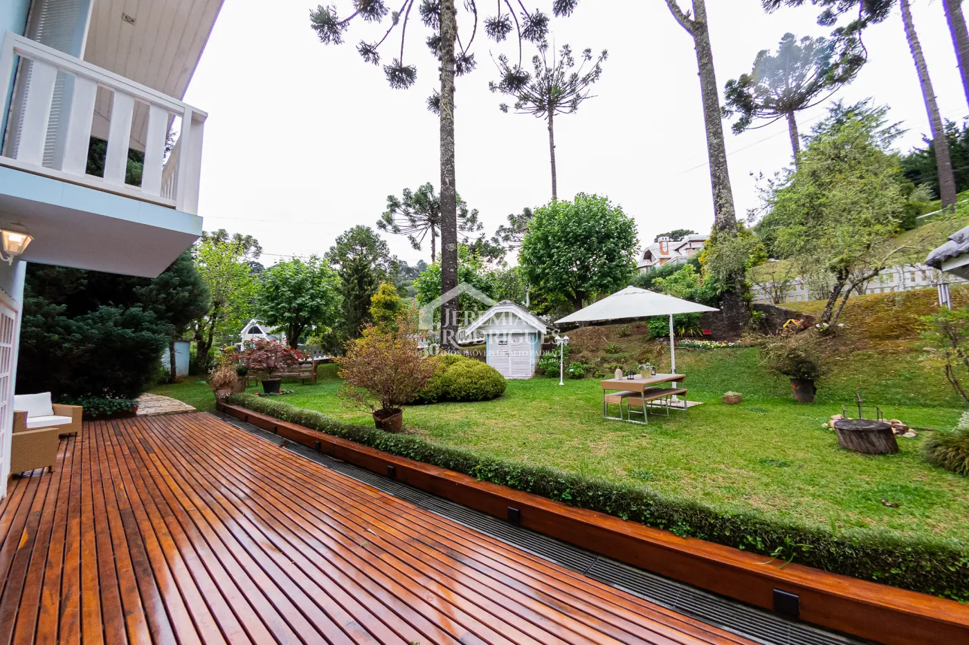 Casa com 7 dormitórios, 350 m² - Condomínio Aldeia Austríaca - Campos Jordão/SP
