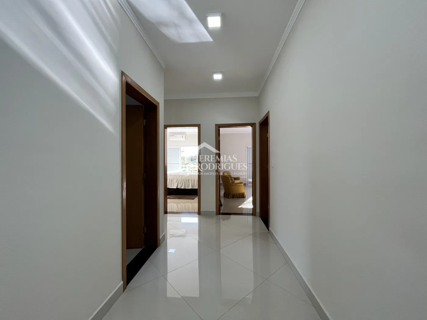 Casa de 693 m² à venda por R$ 2.104.000,00 - Tremembé/SP