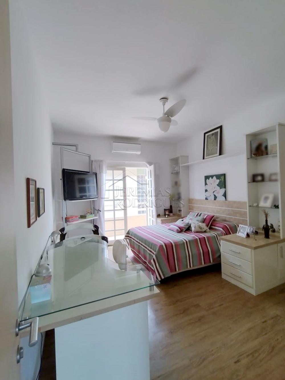 Casa à venda por R$ 1.700.000,00 - Taubaté/SP