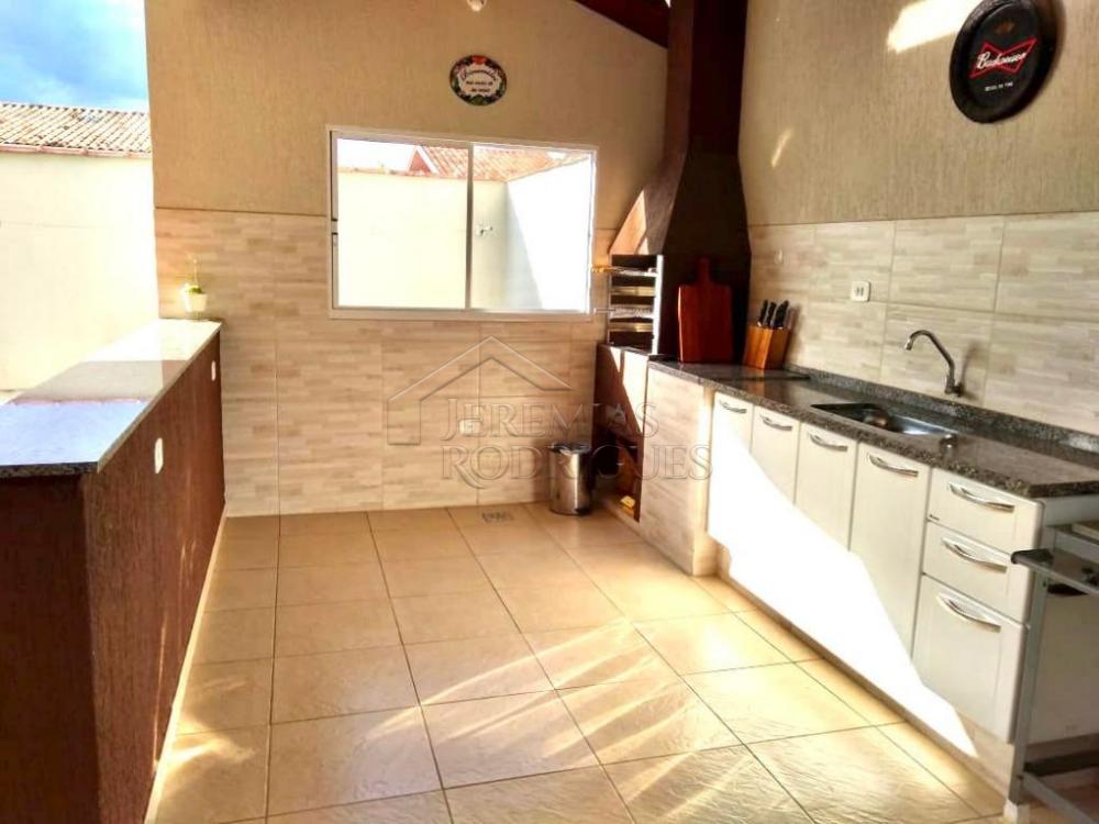 Casa com 3 dormitórios à venda no Bairro Campos Elíseos em Taubaté/SP
