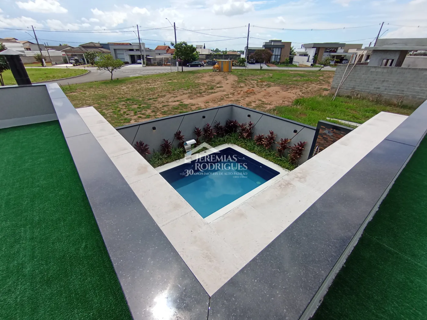 Casa para venda com 4 dormitórios no Condomínio Village Splendore em Pindamonhangaba/SP
