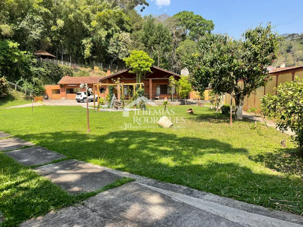 Casa com 5 suítes, 348 m² - Centro - Santo Antônio do Pinhal/SP.