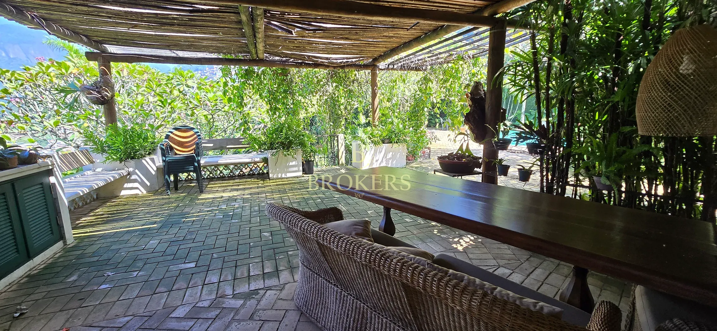 Mansão Colonial a venda em Santa Teresa: 2 Casas, Piscina e Área Gourmet. Terreno de 2.000m² , vist — foto 9