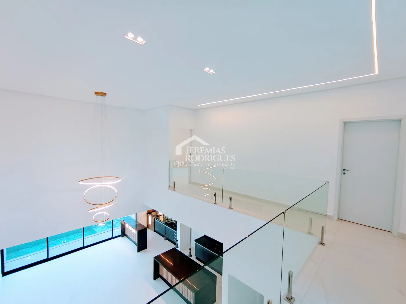 Casa assobradada à venda com 4 dormitórios no Condomínio Cyrella Landscape emTaubaté/SP.