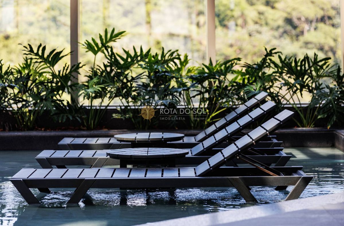 Yachthouse Apartamento Alto Padrão 4 Suítes no Centro de Balneário Camboriú SC