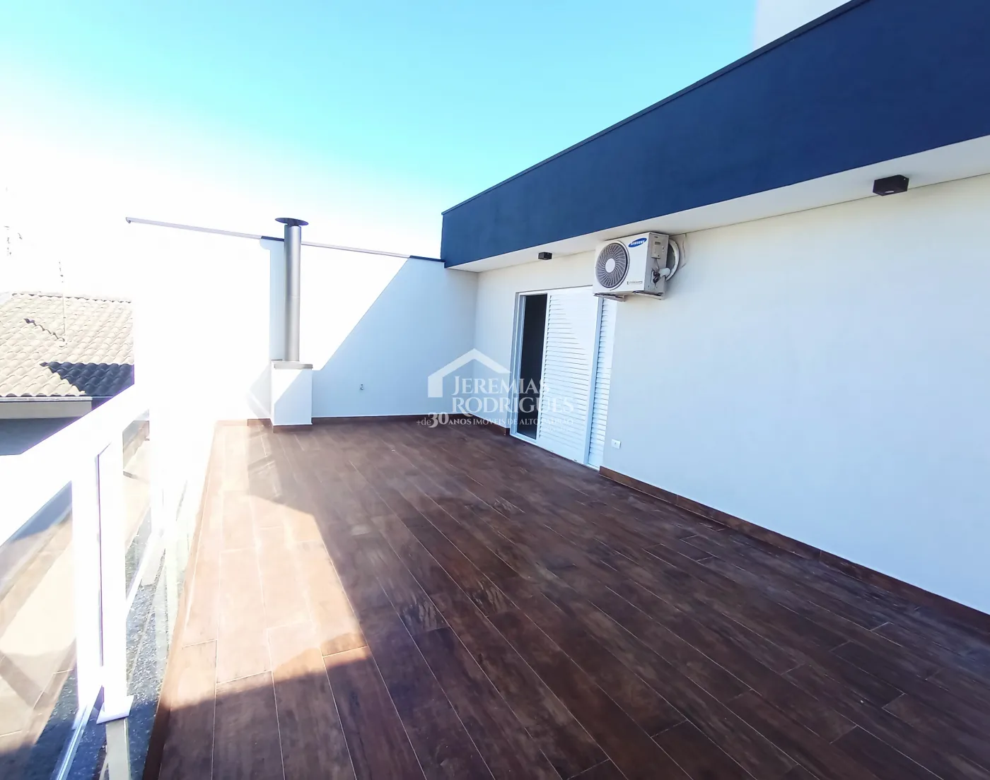 Casa à venda com 3 suítes no Condomínio Residencial Tecoara em Taubaté/SP