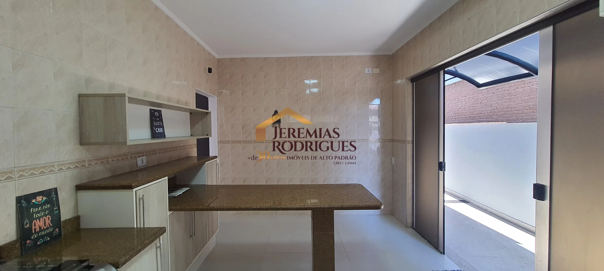 Casa á venda no Bairro Jardim Russi em Taubaté/SP. — foto 19