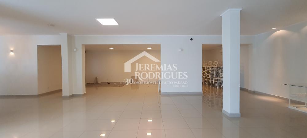Comercial comercial à venda por R$ 3.690.000,00 - Taubaté/SP