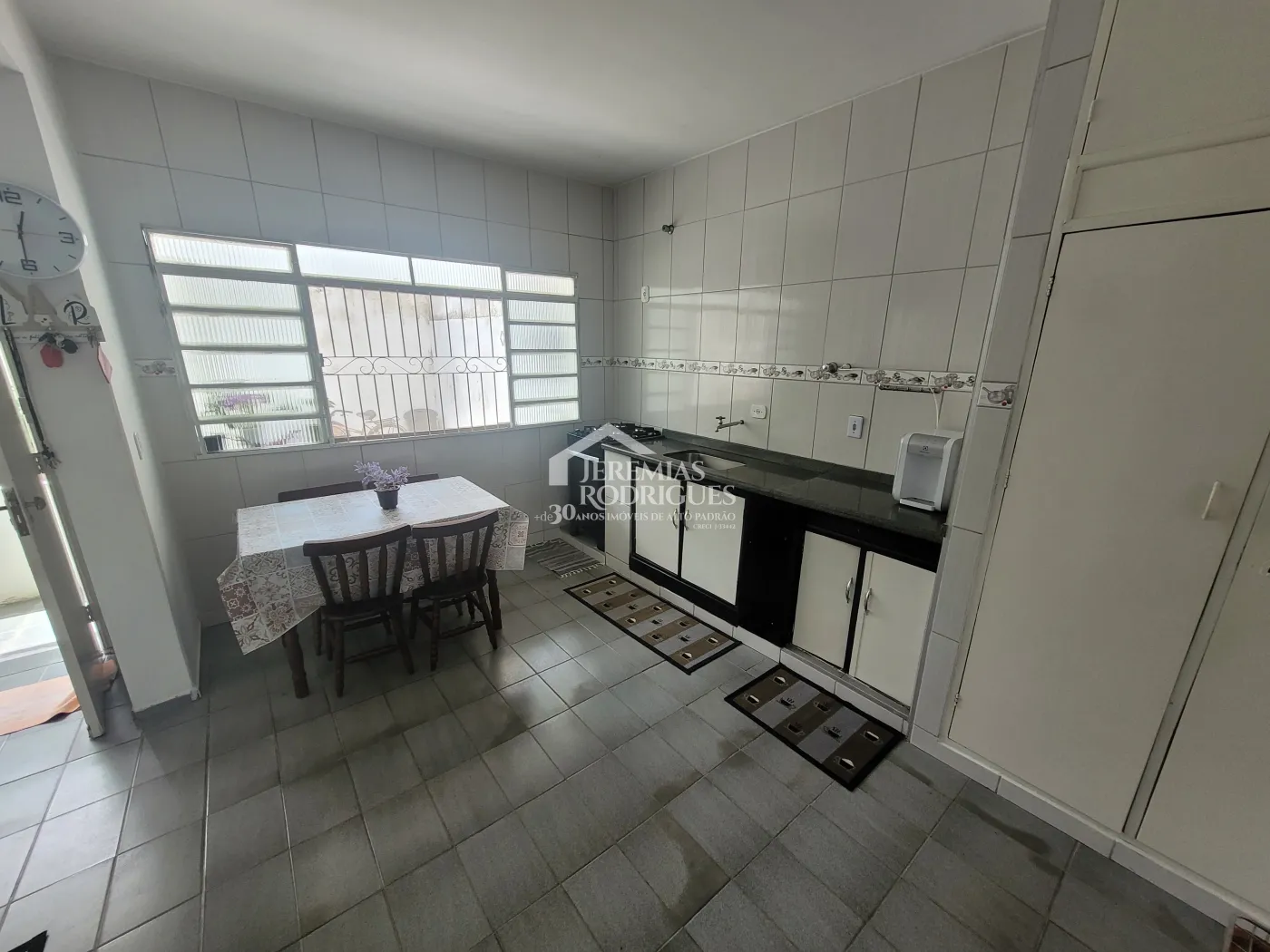 Casa para venda e locação com 3 dormitórios no bairro Bela Vista em Pindamonhangaba/SP