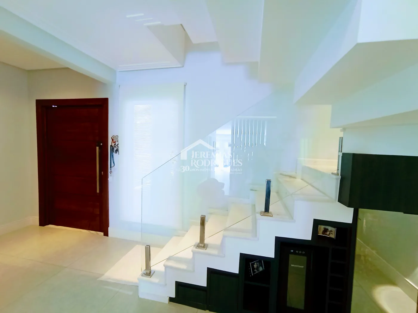 Casa à venda com 4 suítes no Condomínio Altos da Serra VI em São José dos Campos/SP