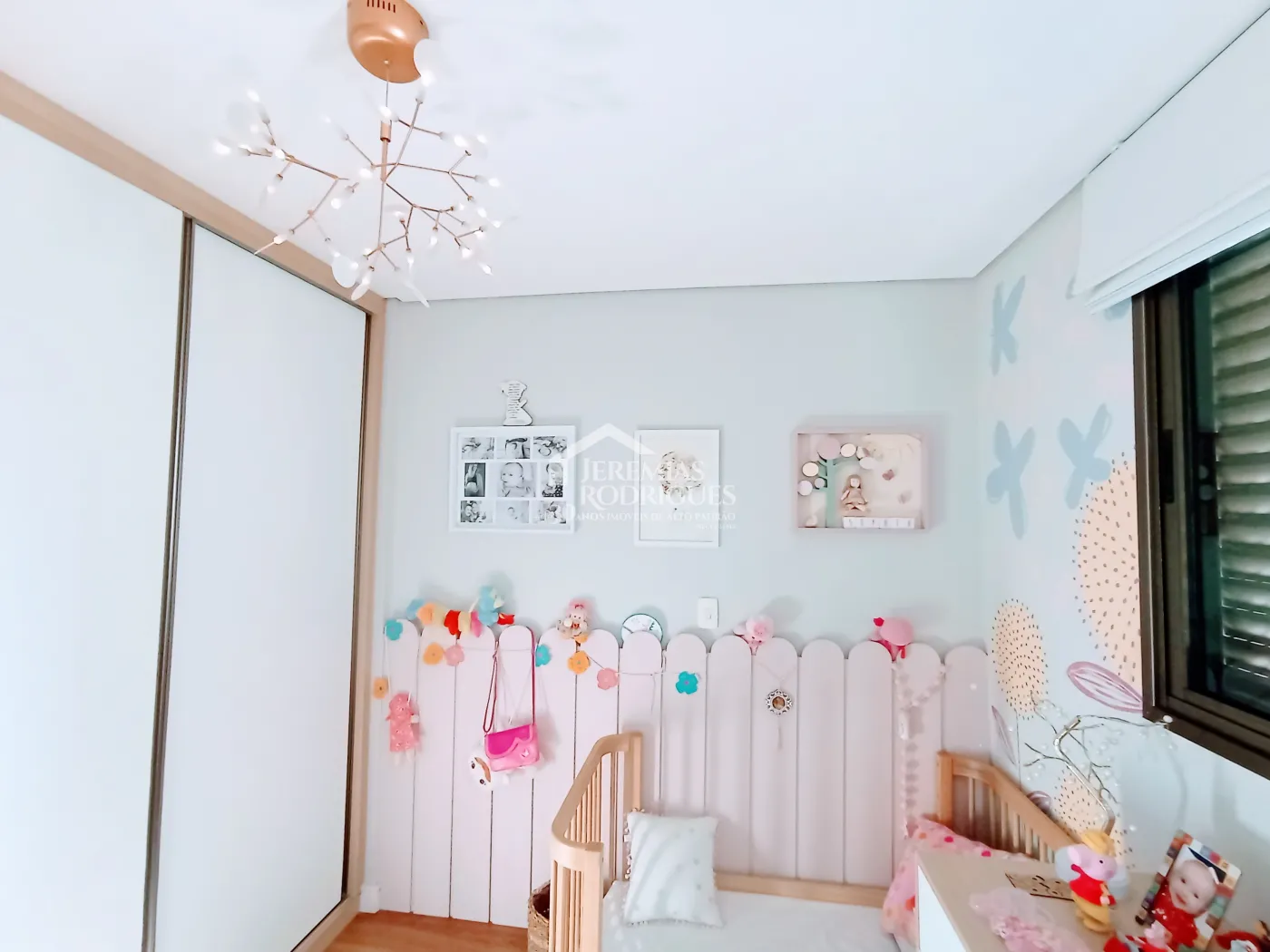 Apartamento à venda com 3 dormitórios no Edifício Jabuticabeiras em Taubaté/SP