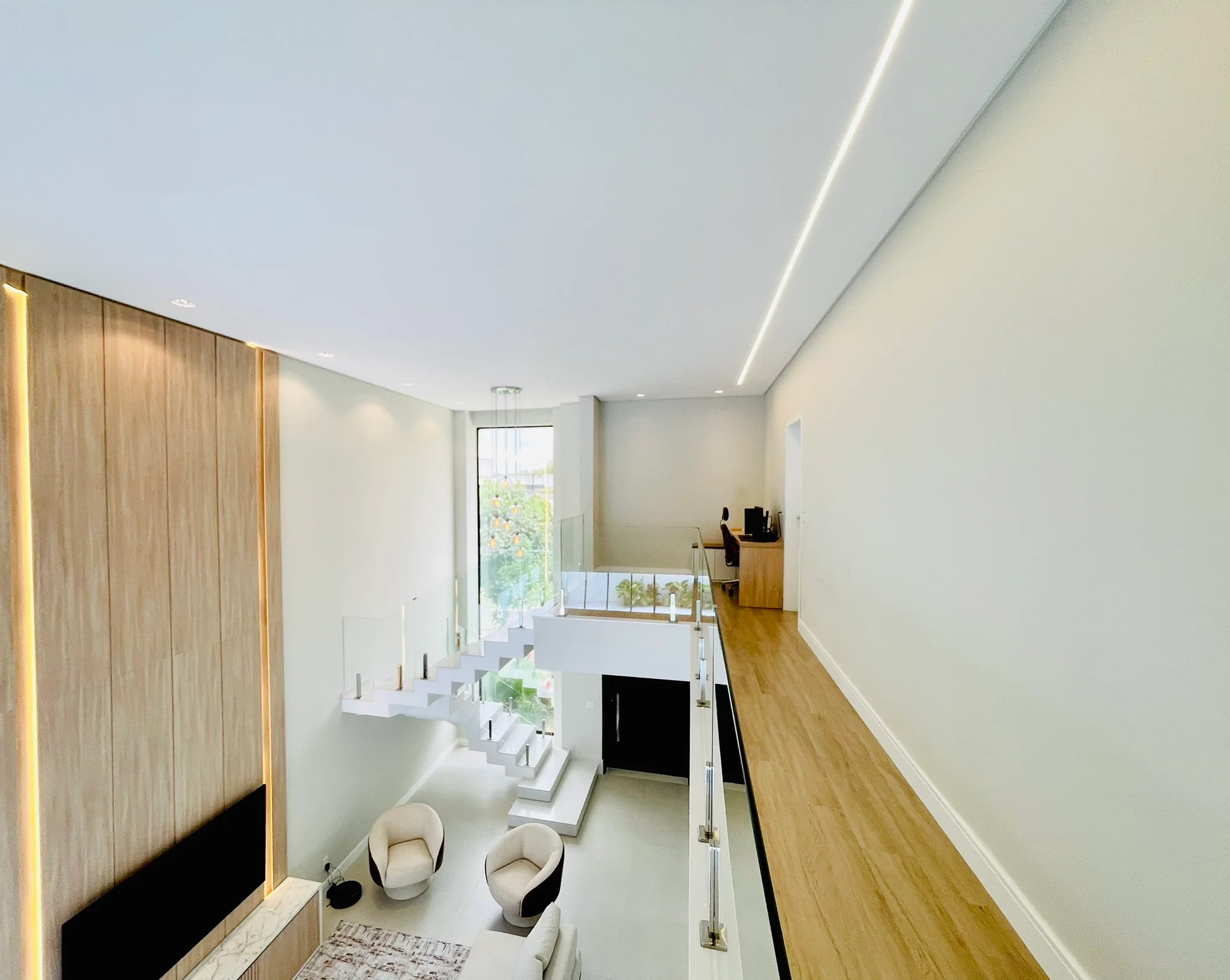 Casa à venda com 4 dormitórios no Condomínio Cyrela Landscape em Taubaté/SP. 