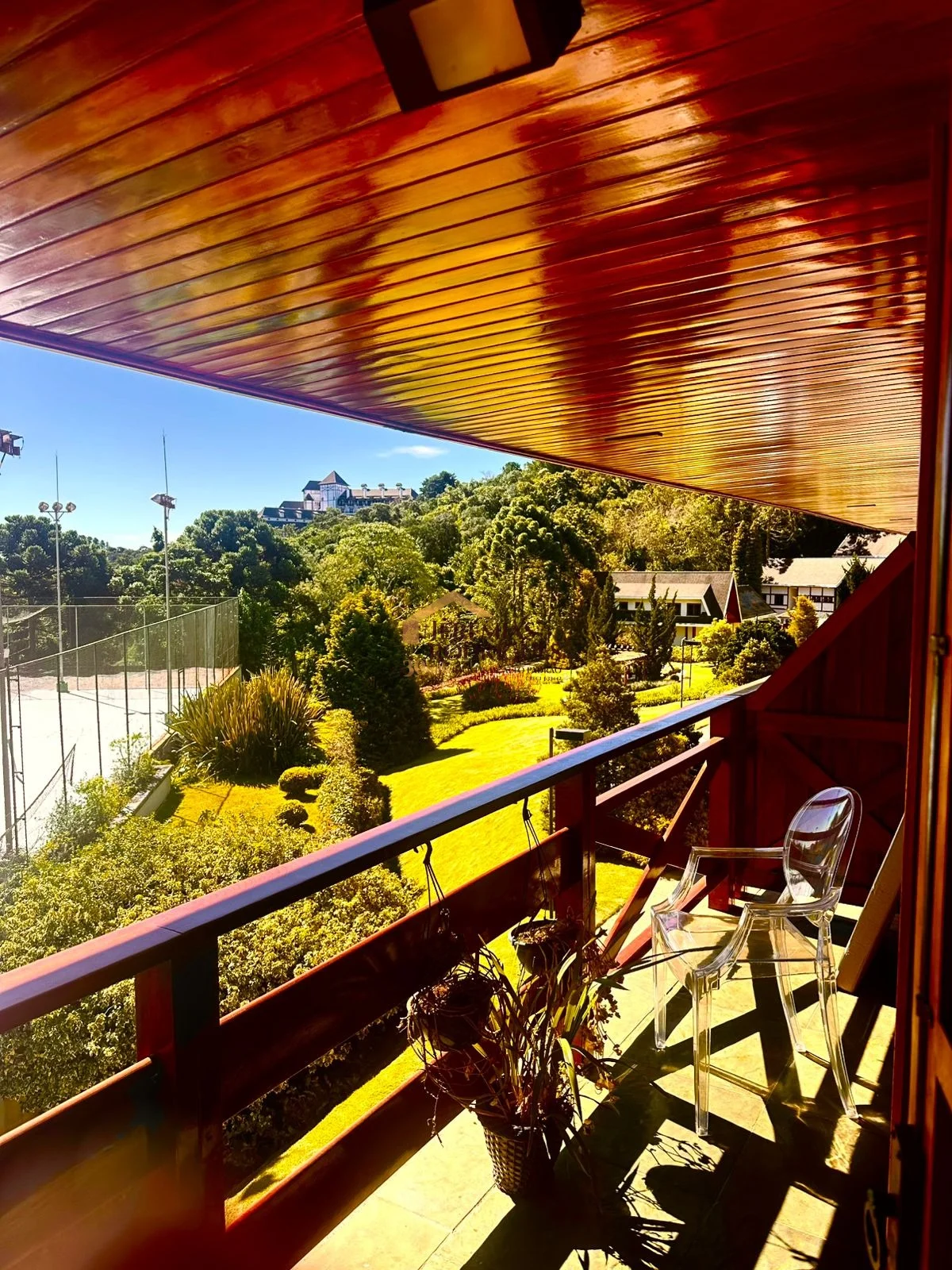 Apartamento á venda no Condomínio Quatre Saisson no Alto do Capivari em Campos do Jordão/SP. — foto 13