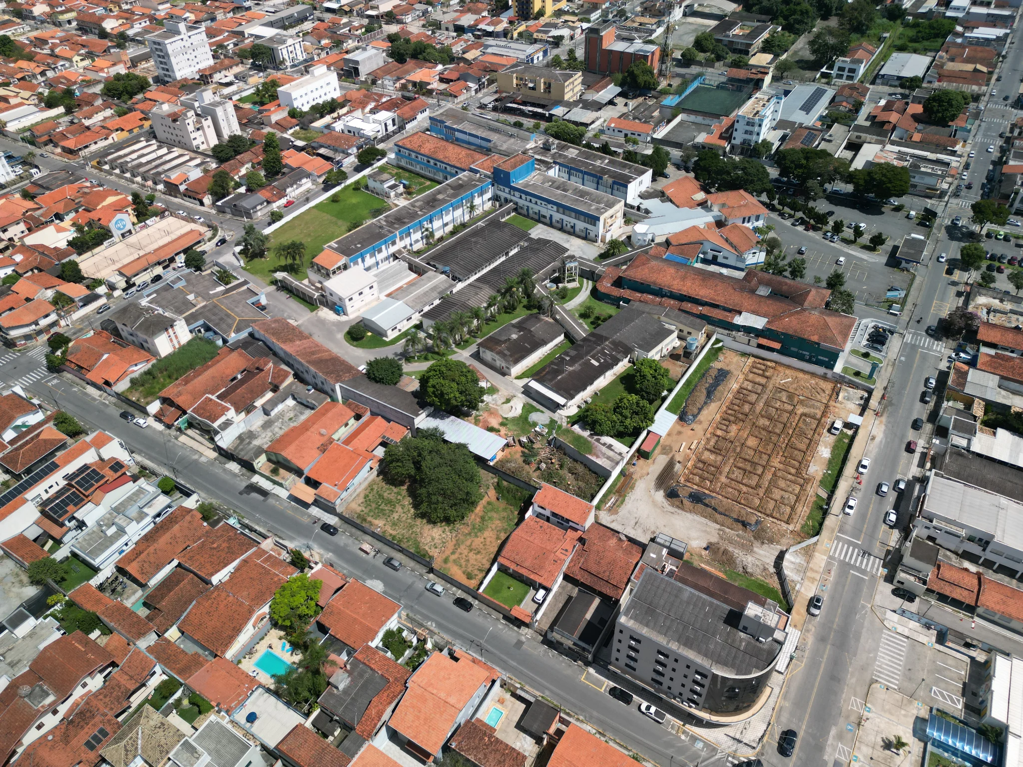 Terrenos à venda, 600m² no Bairro São Benedito em Pindamonhangaba/SP