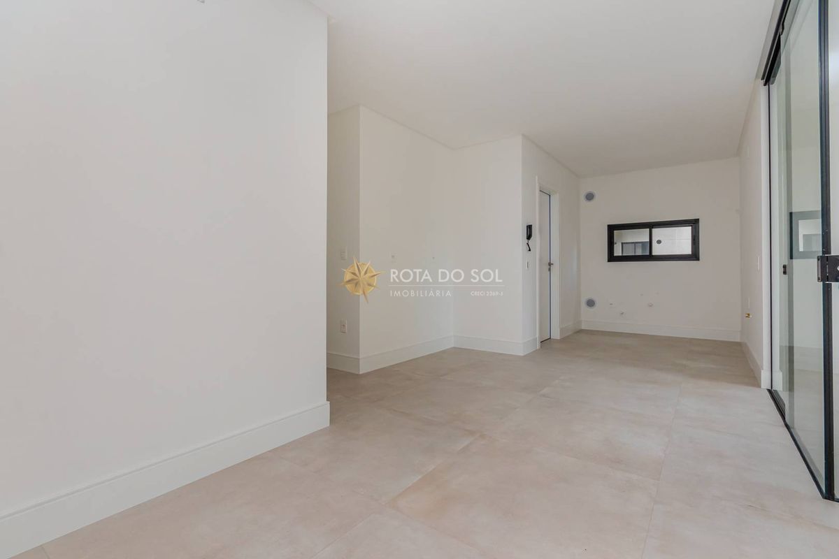 Fiori Del Mare Apartamento 3 Suítes e 2 Vagas em Meia Praia Itapema SC