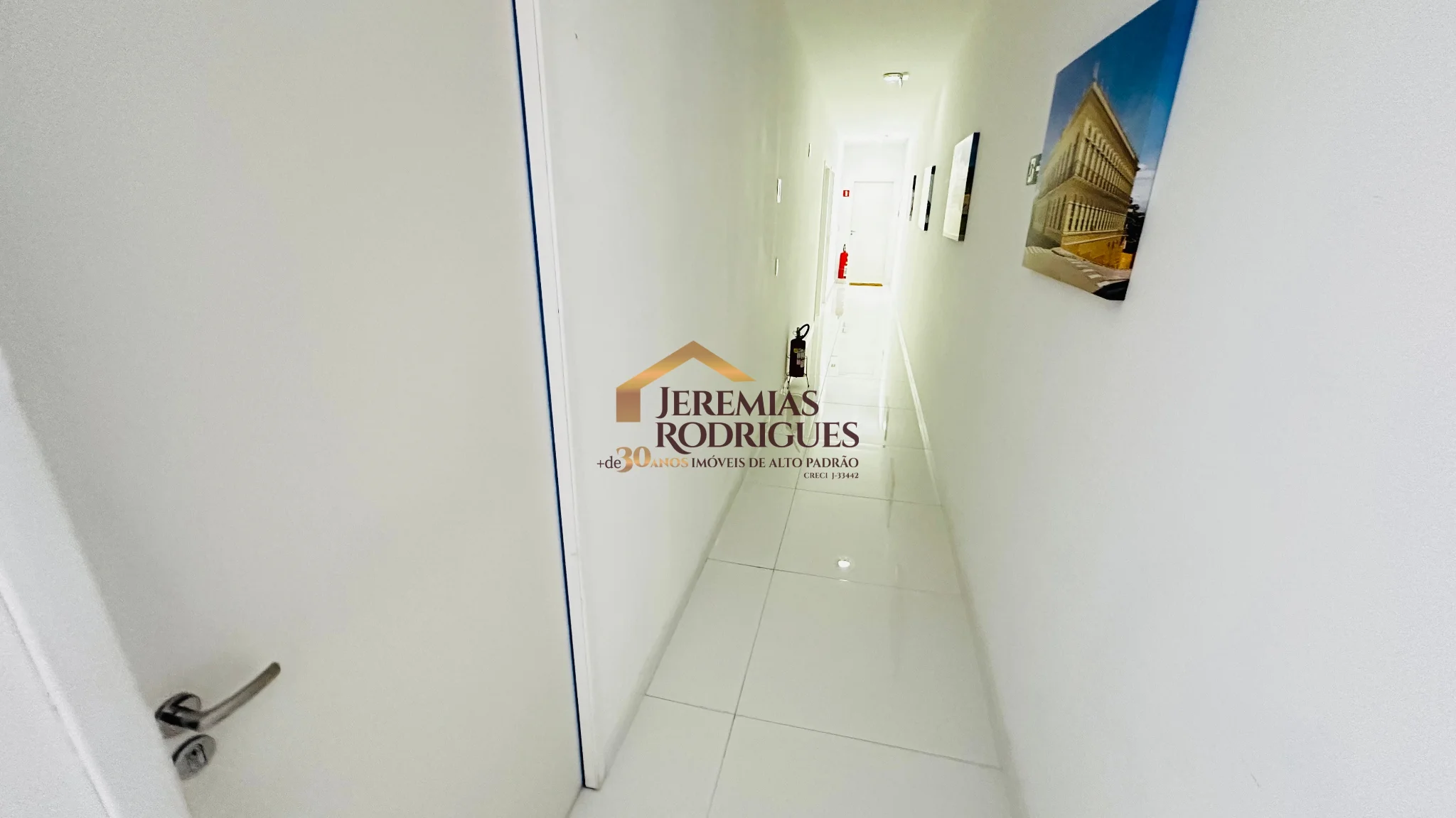 3 Salas comerciais para locação no bairro São Benedito em Pindamonhangaba/SP.