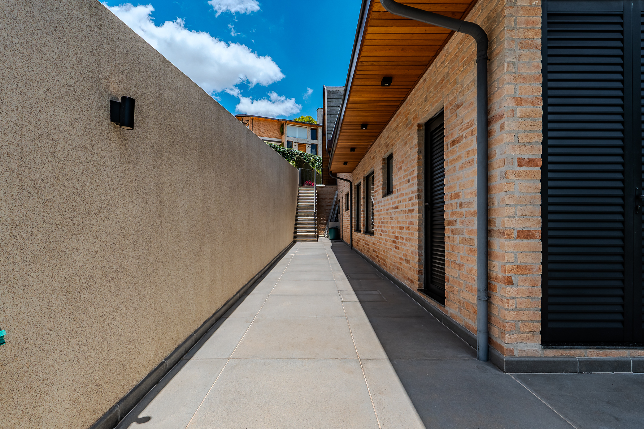 Mansão à venda com 5 suítes no Condomínio Reserva Figueiredo em Campos do Jordão/SP. 