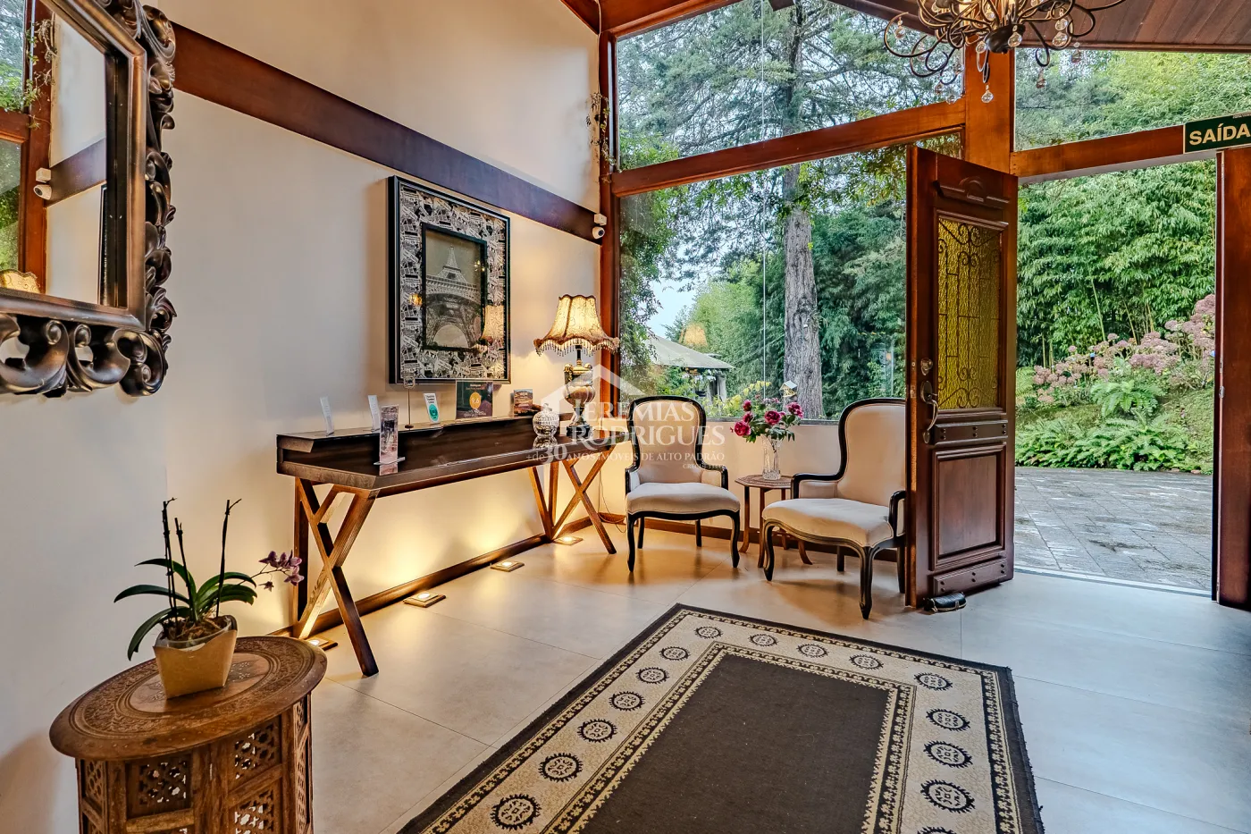 Pousada à venda com Exclusividade com 14 suítes no Casablanca Hotel Boutique em Campos do Jordão/SP