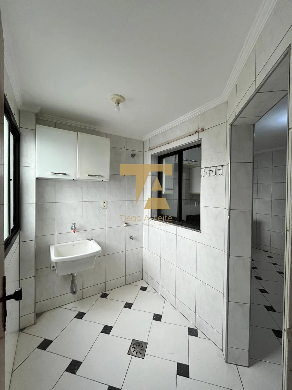 Apartamento à Venda no Centro de Pindamonhangaba – 2 Quartos (1 Suíte) e Móveis Planejados
