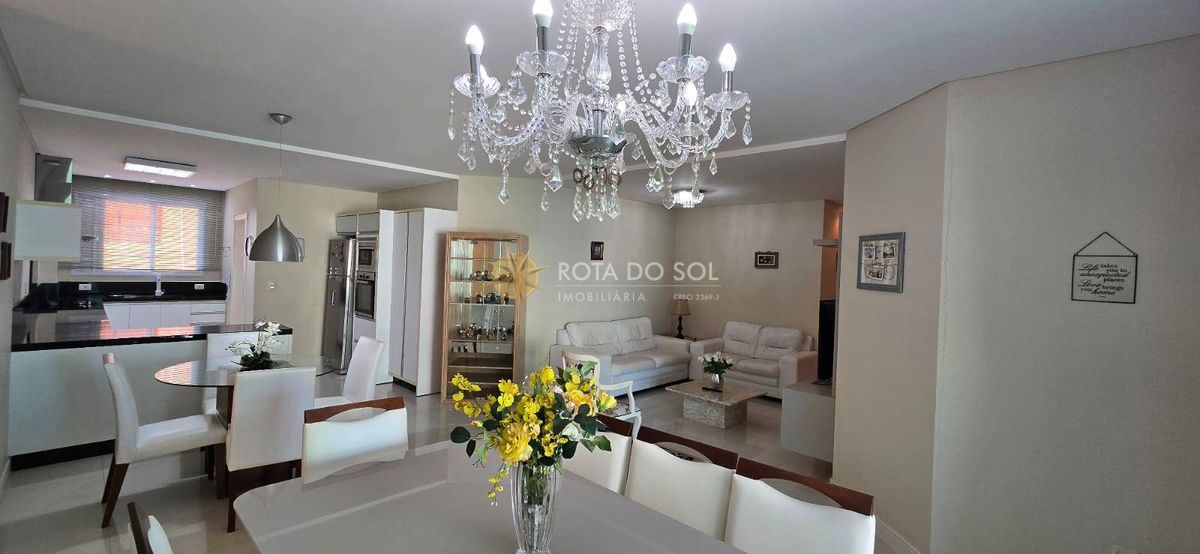 Belle Vie Apartamento 4 Suítes Mobiliado 200 Metros do Mar Meia Praia Itapema Sc