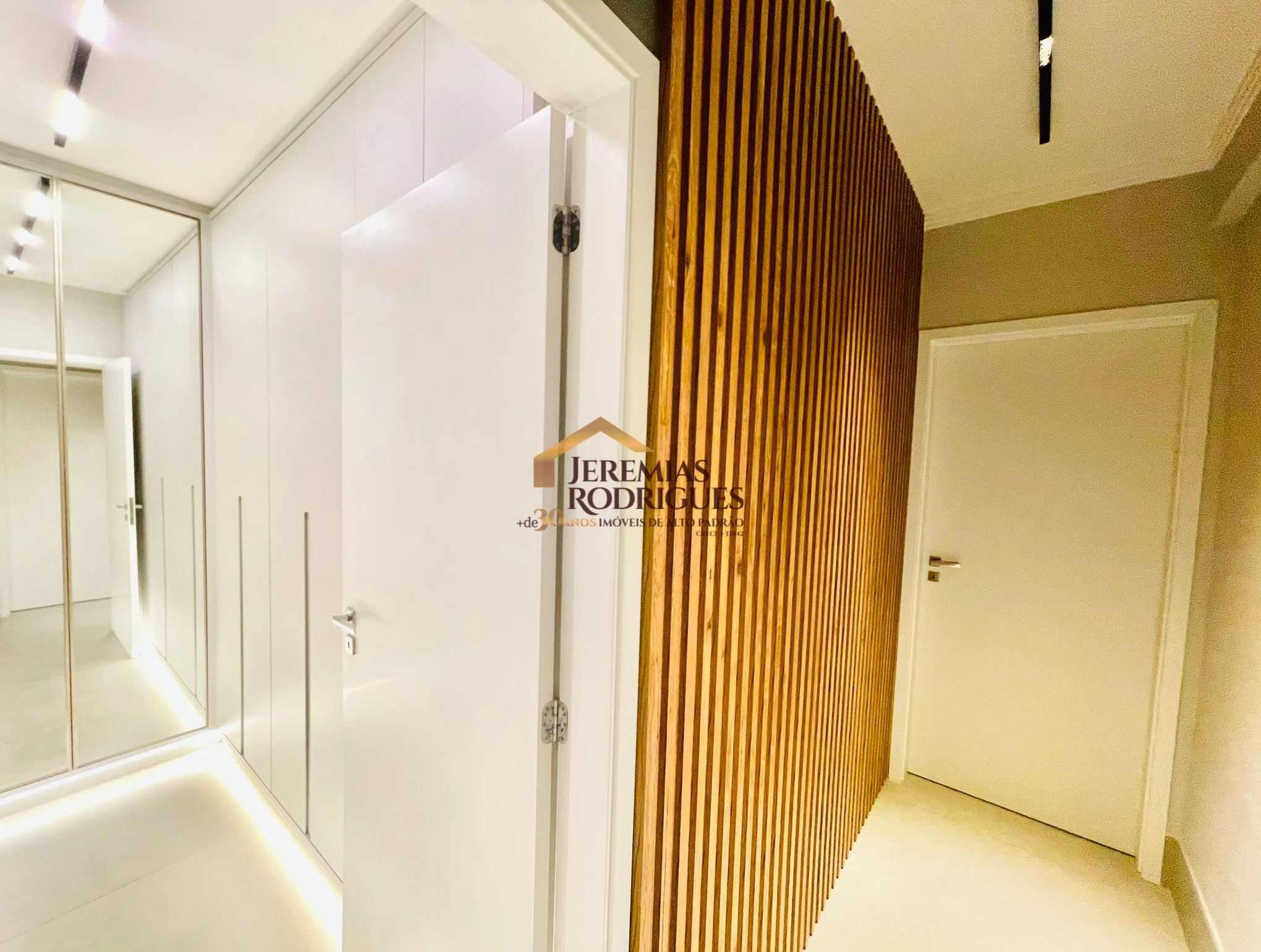 Apartamento Mobiliado para locação e venda no Edifício Residencial Elegance em Taubaté/SP. — foto 40