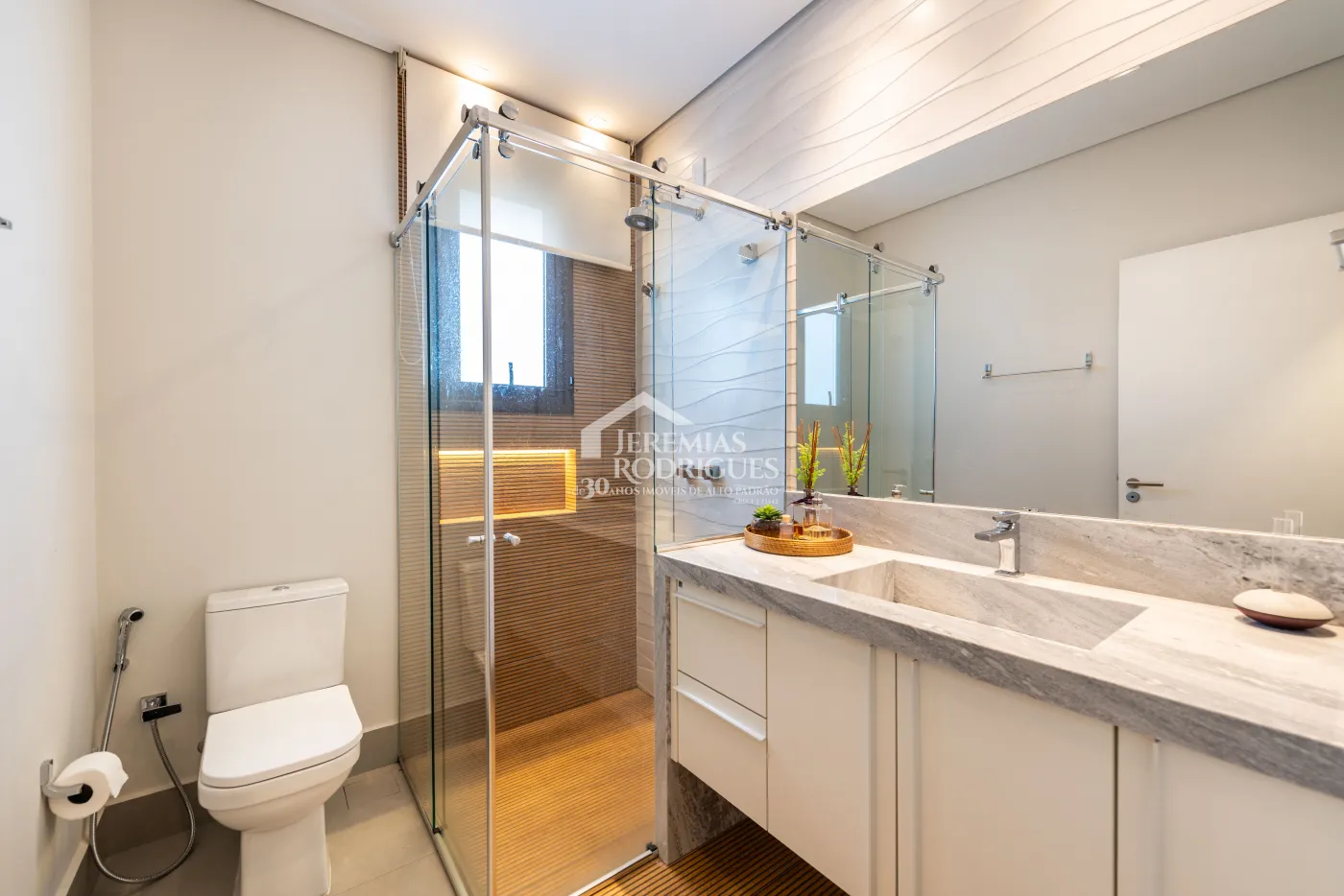 Casa para venda com 4 suítes no Condomínio Fazenda Dona Carolina em Itatiba/SP