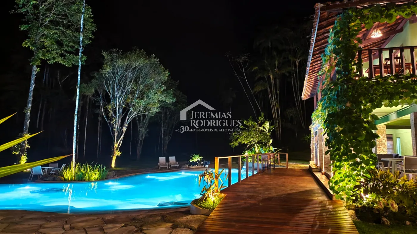 Casa com 3 dormitórios, 350 m² - Ubatumirim - Ubatuba/SP